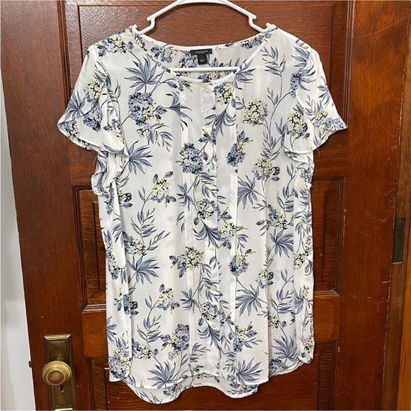 Ann Taylor Factory Tops - Ann Taylor button down silky blouse